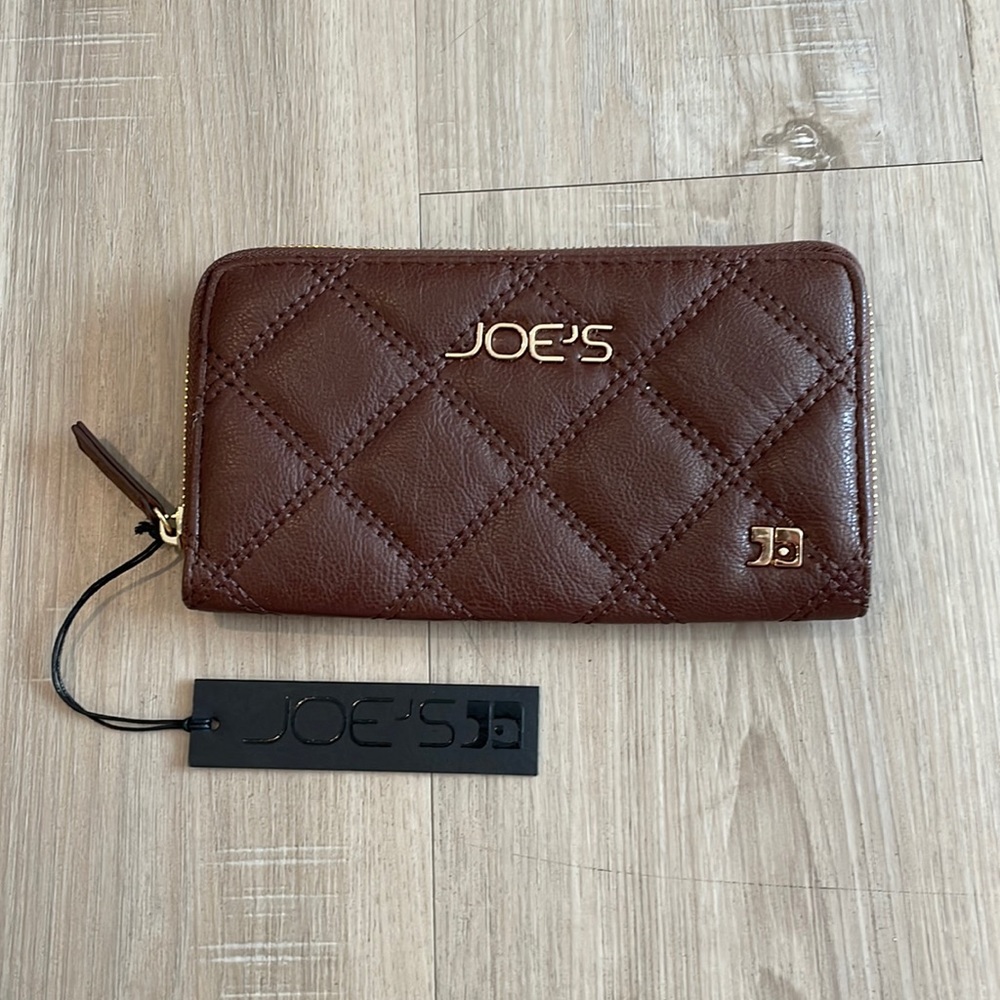 Joe’s clutch wallet